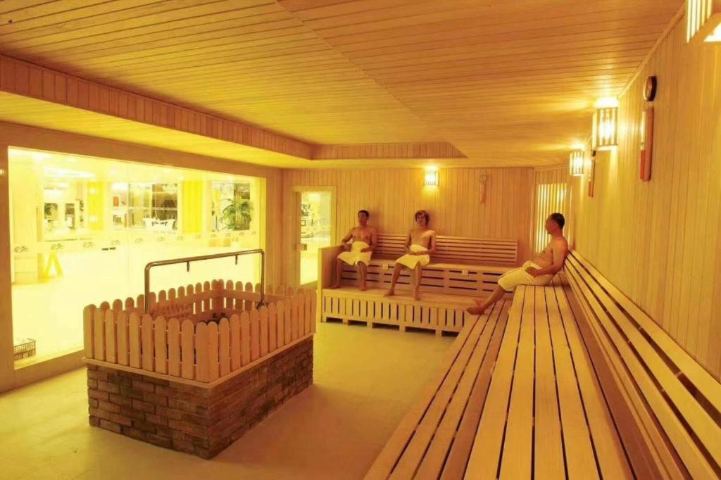 Cheermore Recreation Hotel Guangzhou Zhimao Yuan Ecological Spa Leisure Hotel Εξωτερικό φωτογραφία